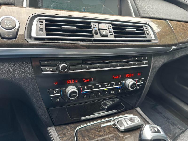 BMW 7-Series 740iL 2013
