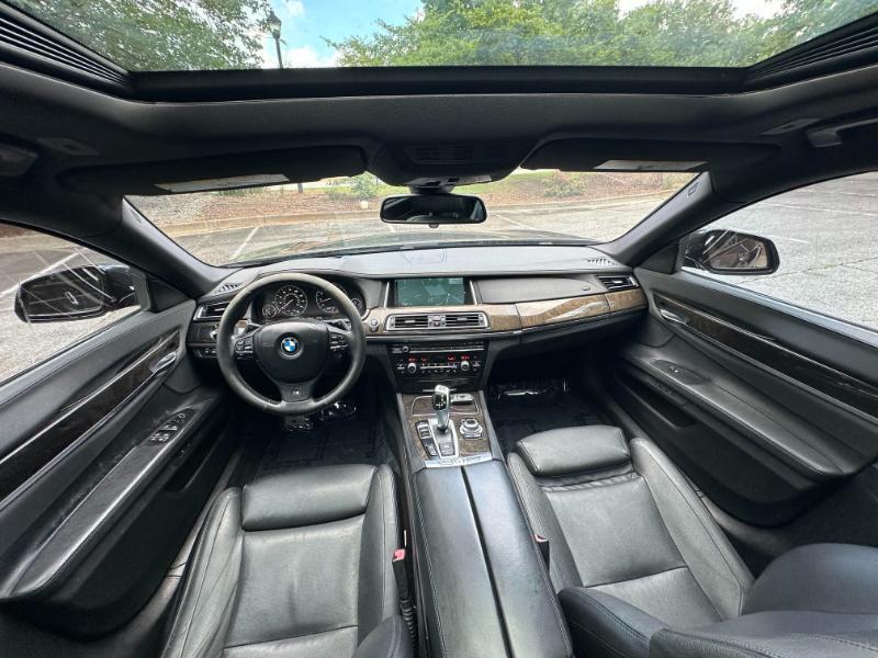 BMW 7-Series 740iL 2013