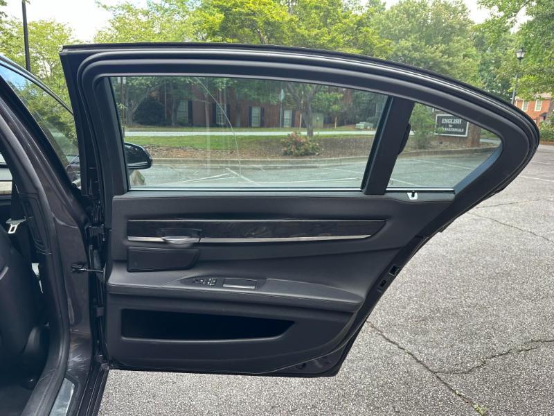BMW 7-Series 740iL 2013