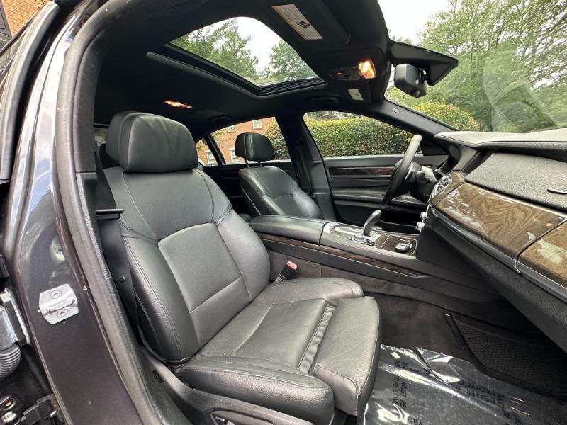 BMW 7-Series 740iL 2013