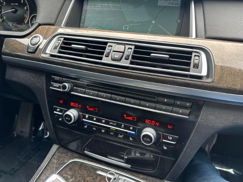 BMW 7-Series 740iL 2013