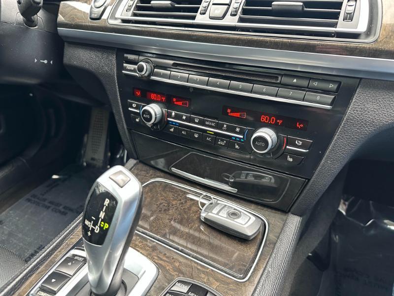 BMW 7-Series 740iL 2013