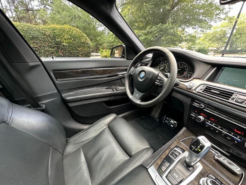 BMW 7-Series 740iL 2013
