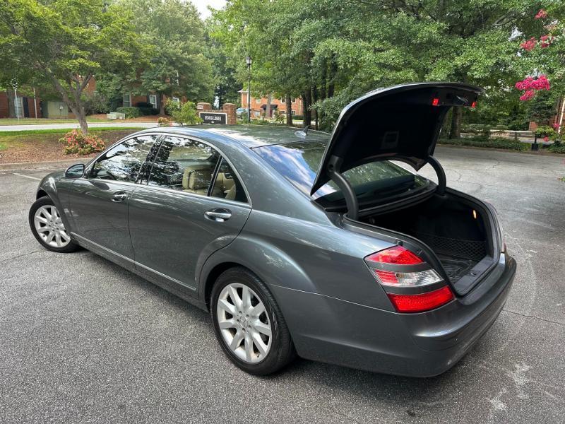 Mercedes-Benz S-Class S550 4MATIC 2007
