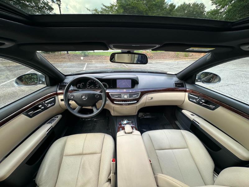 Mercedes-Benz S-Class S550 4MATIC 2007