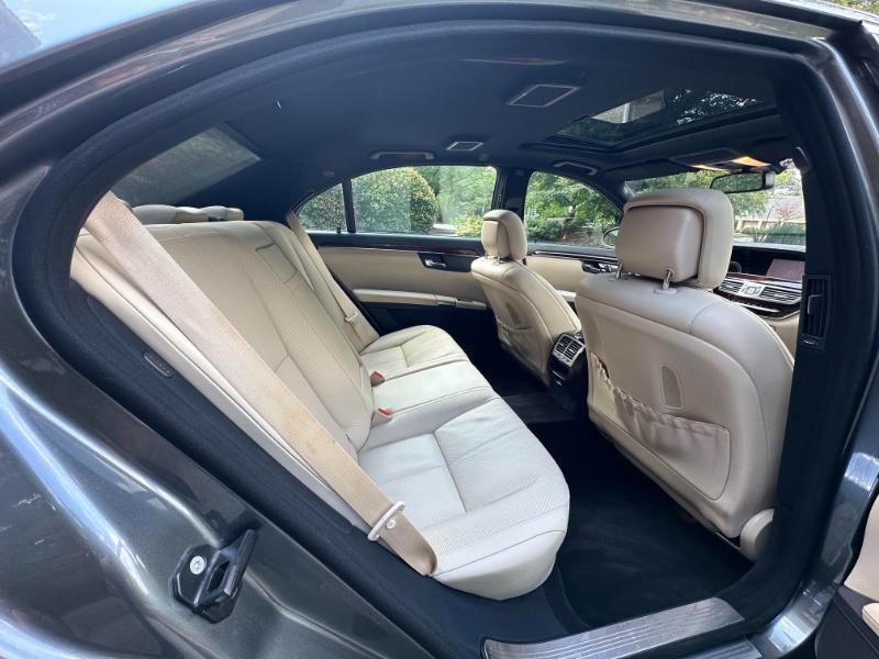 Mercedes-Benz S-Class S550 4MATIC 2007