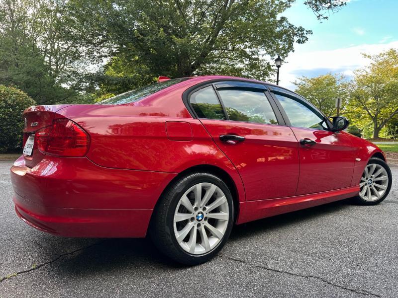 BMW 3-Series 328i 2011