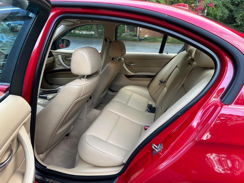BMW 3-Series 328i 2011