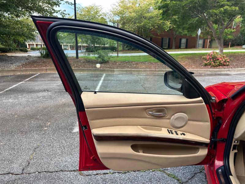 BMW 3-Series 328i 2011