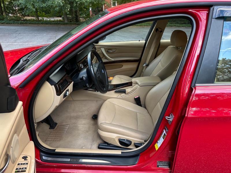 BMW 3-Series 328i 2011