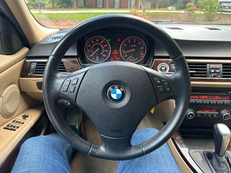 BMW 3-Series 328i 2011