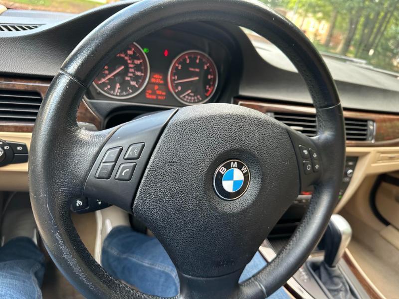 BMW 3-Series 328i 2011