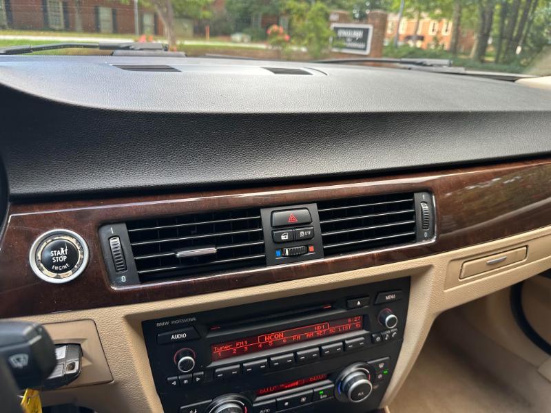 BMW 3-Series 328i 2011
