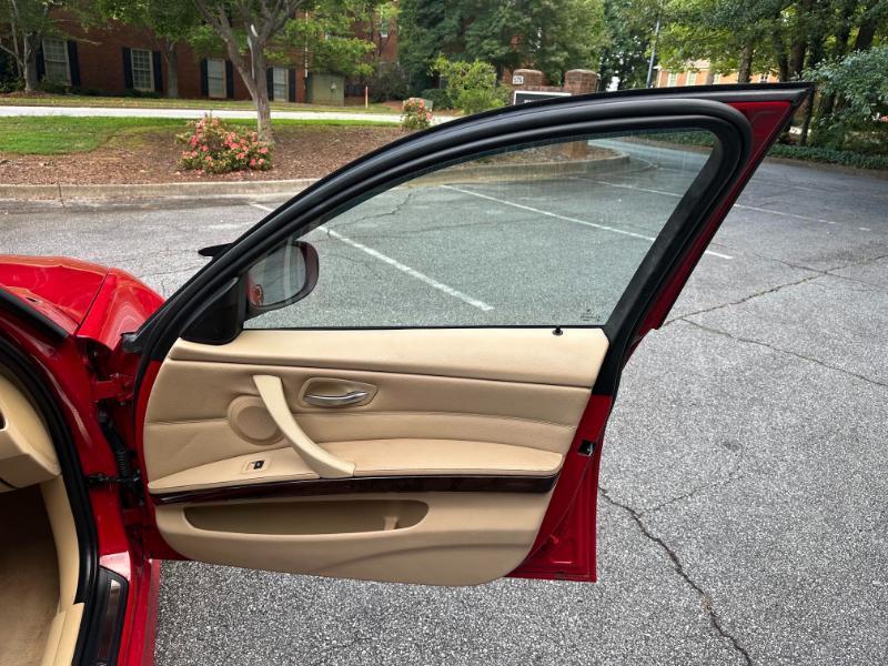 BMW 3-Series 328i 2011
