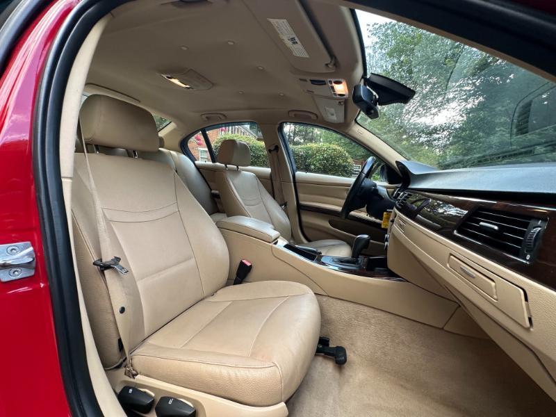 BMW 3-Series 328i 2011