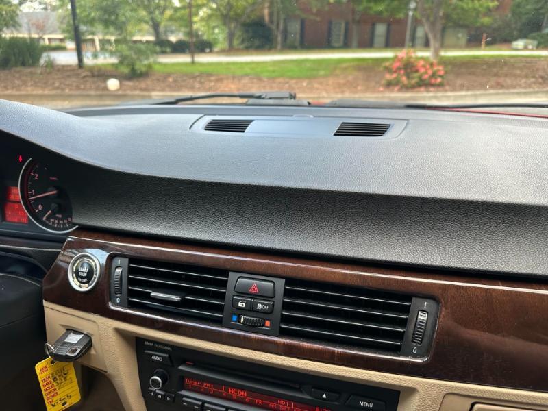 BMW 3-Series 328i 2011