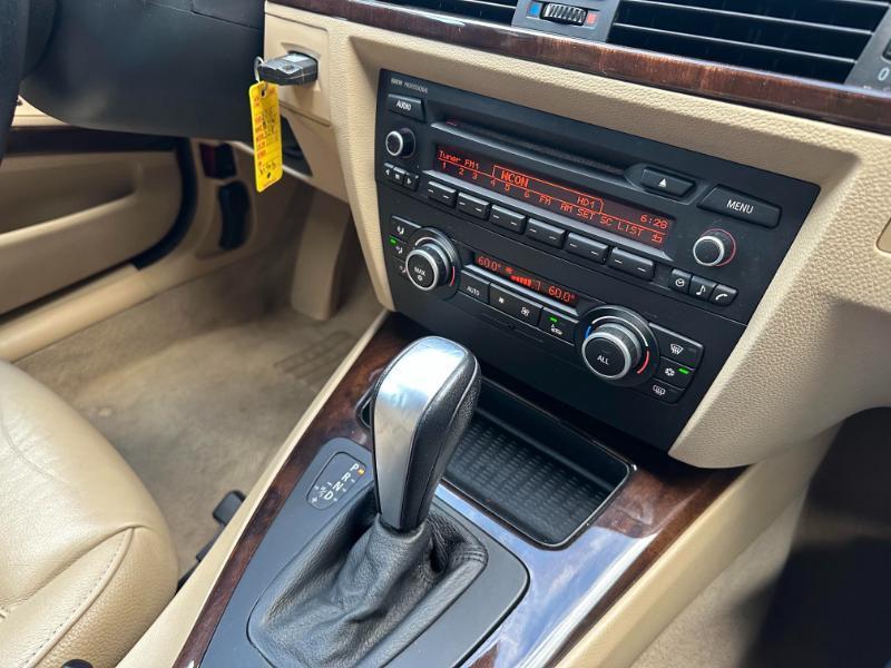 BMW 3-Series 328i 2011