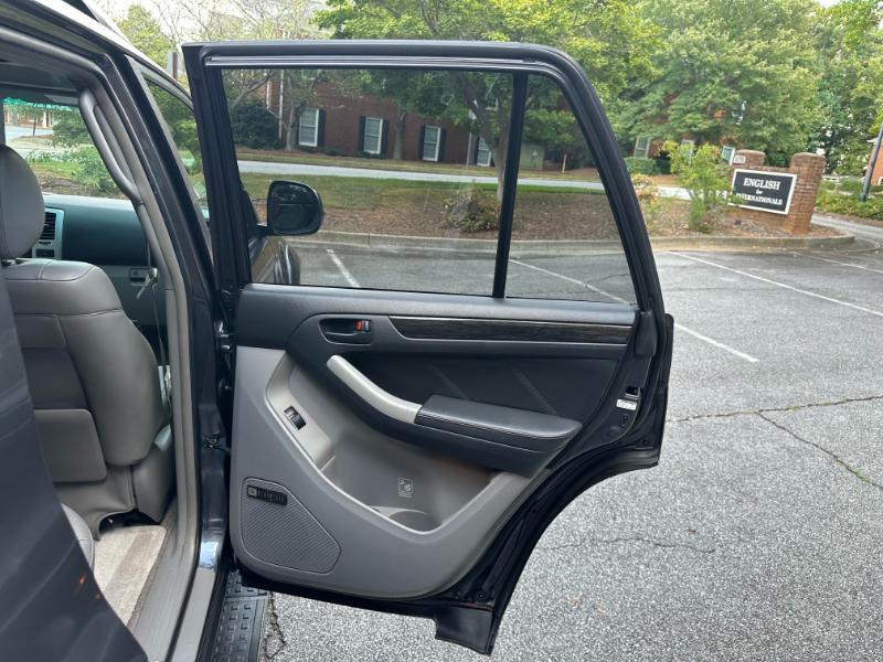 Toyota 4Runner Limited 4WD 2006