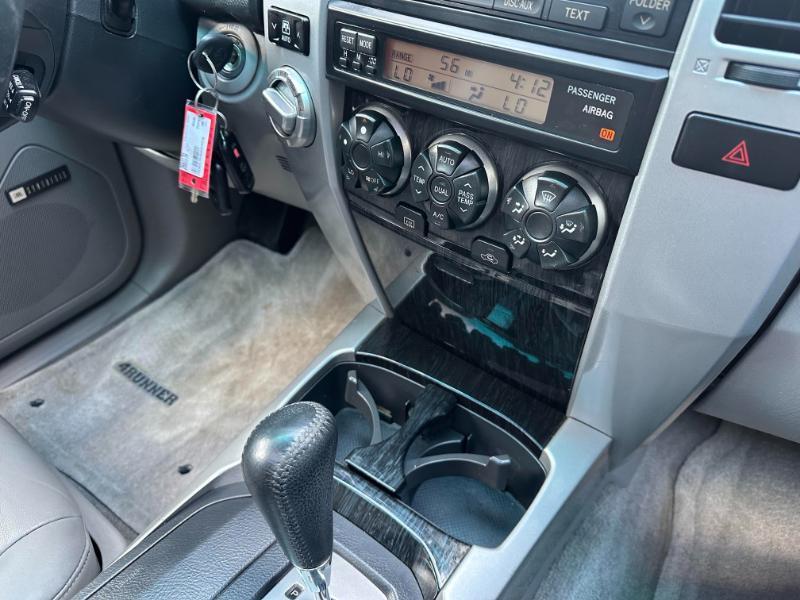 Toyota 4Runner Limited 4WD 2006
