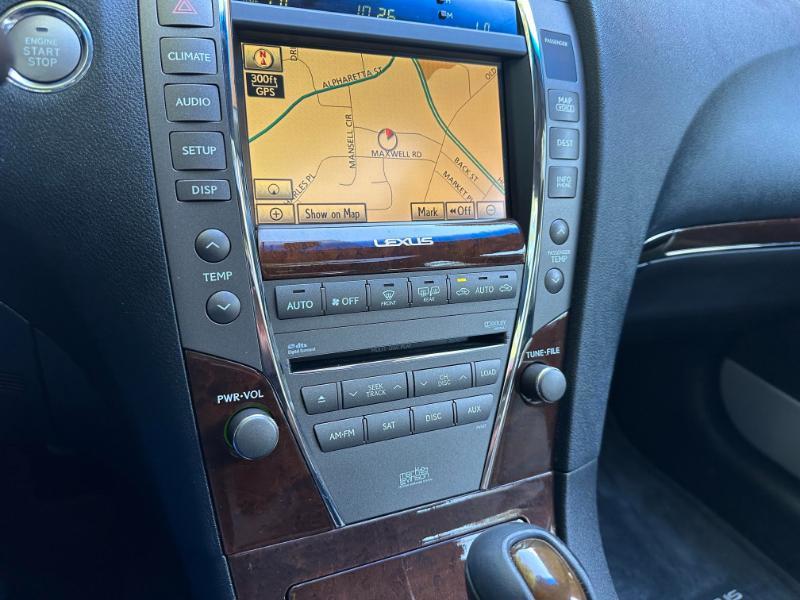 Lexus ES 350 Sedan 2011