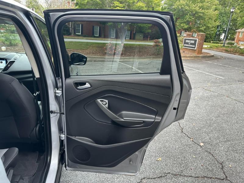 Ford Escape SE FWD 2019