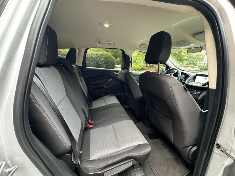 Ford Escape SE FWD 2019