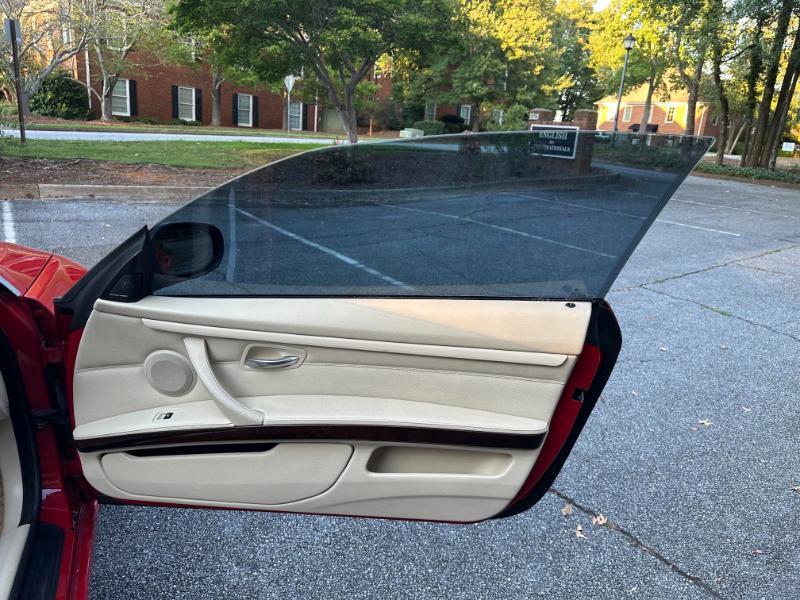 BMW 3-Series 328i Convertible 2011