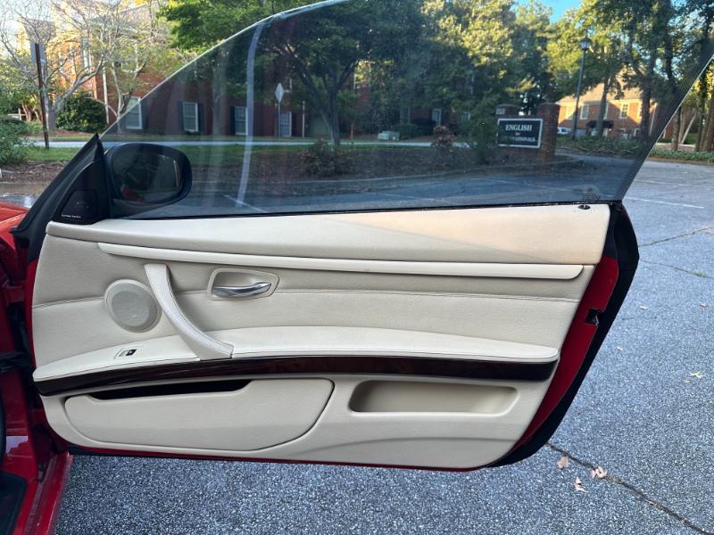 BMW 3-Series 328i Convertible 2011