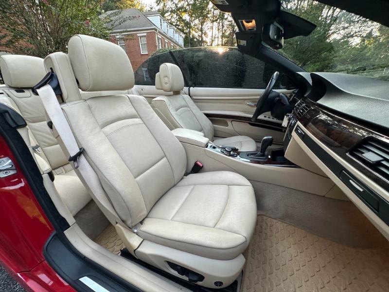 BMW 3-Series 328i Convertible 2011