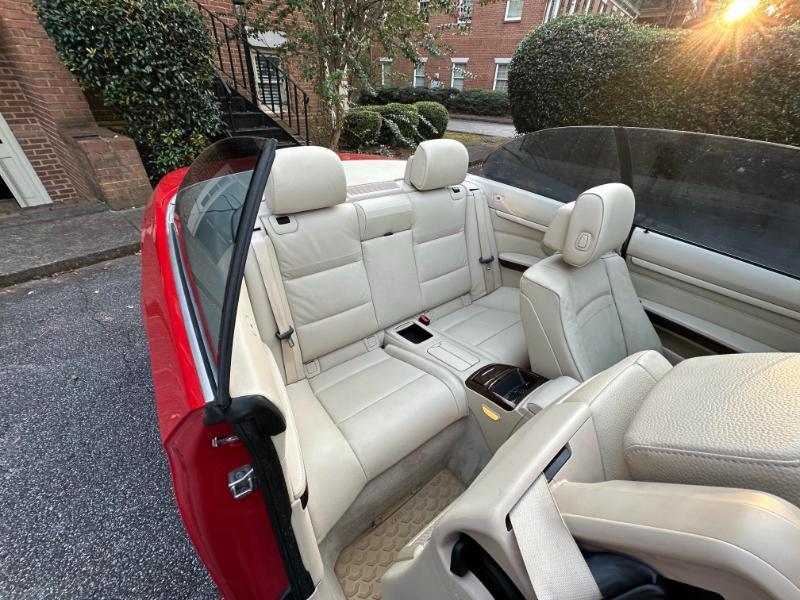 BMW 3-Series 328i Convertible 2011
