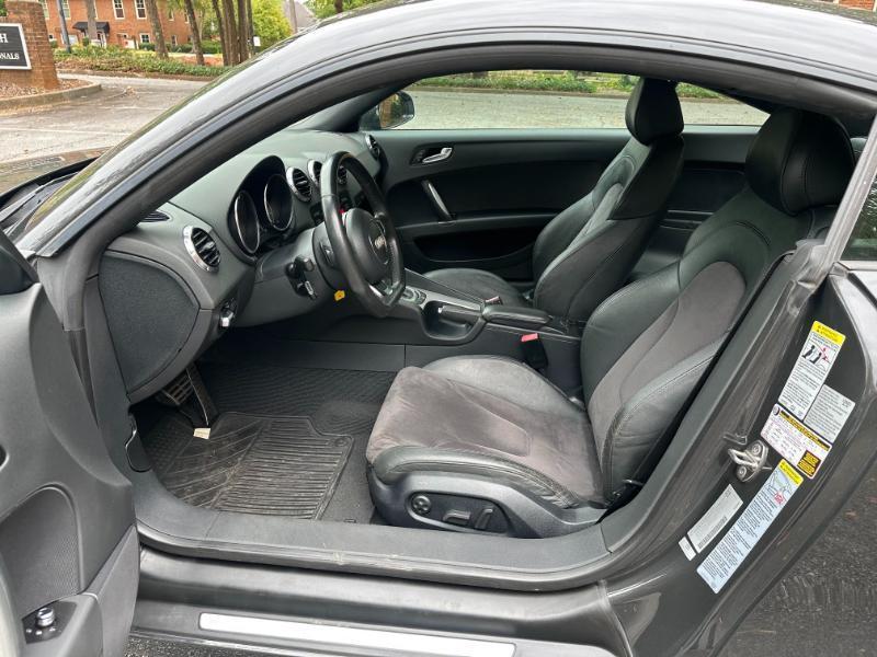 Audi TT 2.0T Coupe quattro S tronic 2011
