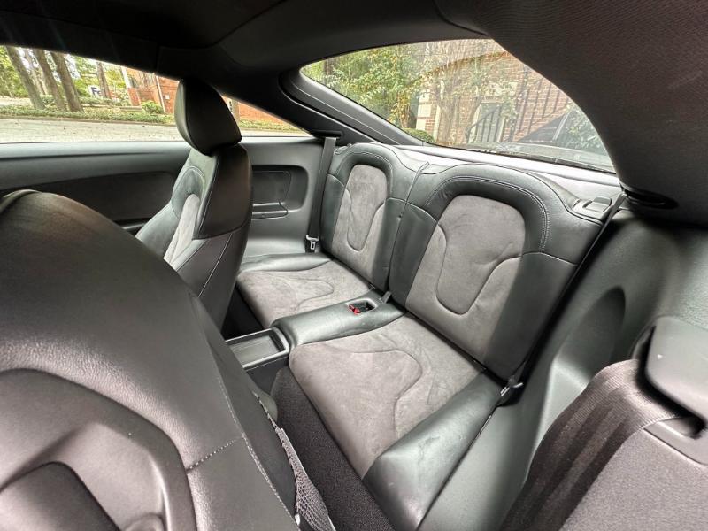 Audi TT 2.0T Coupe quattro S tronic 2011