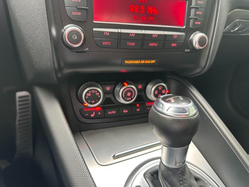 Audi TT 2.0T Coupe quattro S tronic 2011