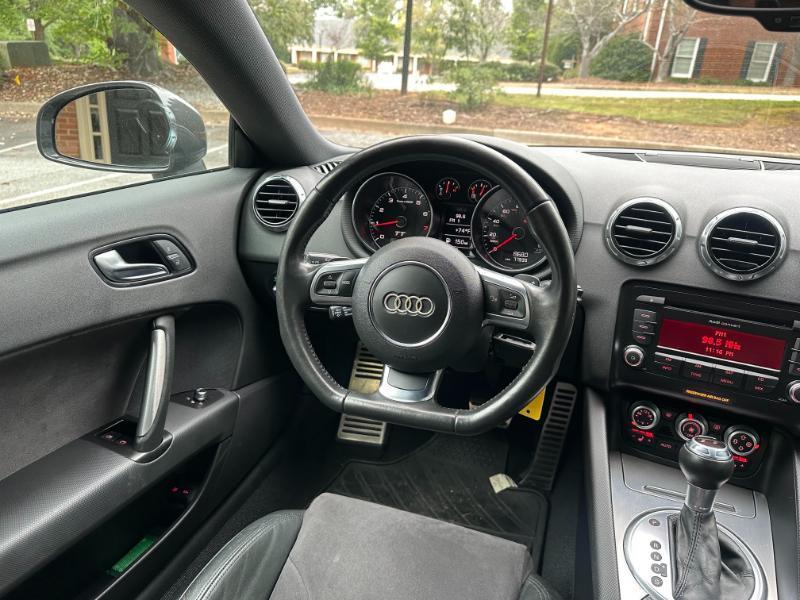 Audi TT 2.0T Coupe quattro S tronic 2011