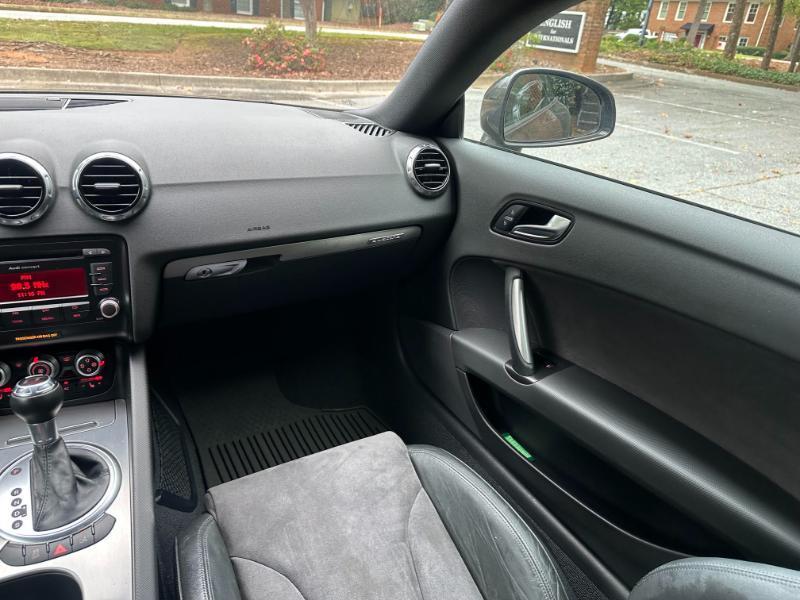 Audi TT 2.0T Coupe quattro S tronic 2011
