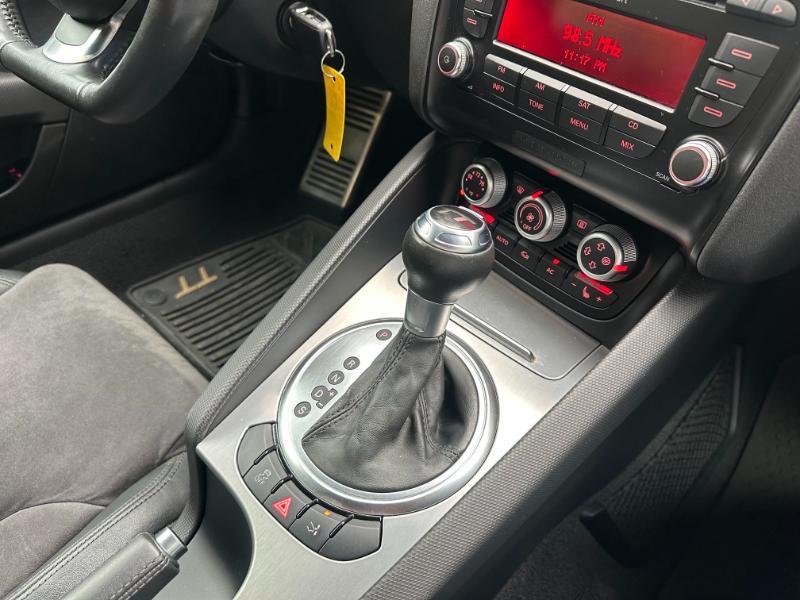 Audi TT 2.0T Coupe quattro S tronic 2011