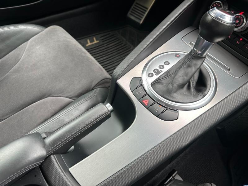 Audi TT 2.0T Coupe quattro S tronic 2011