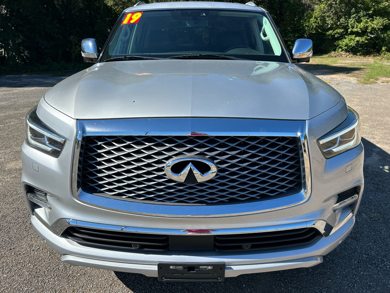 Infiniti QX80 LUXE 2019 Infiniti QX80 LUXE 2019