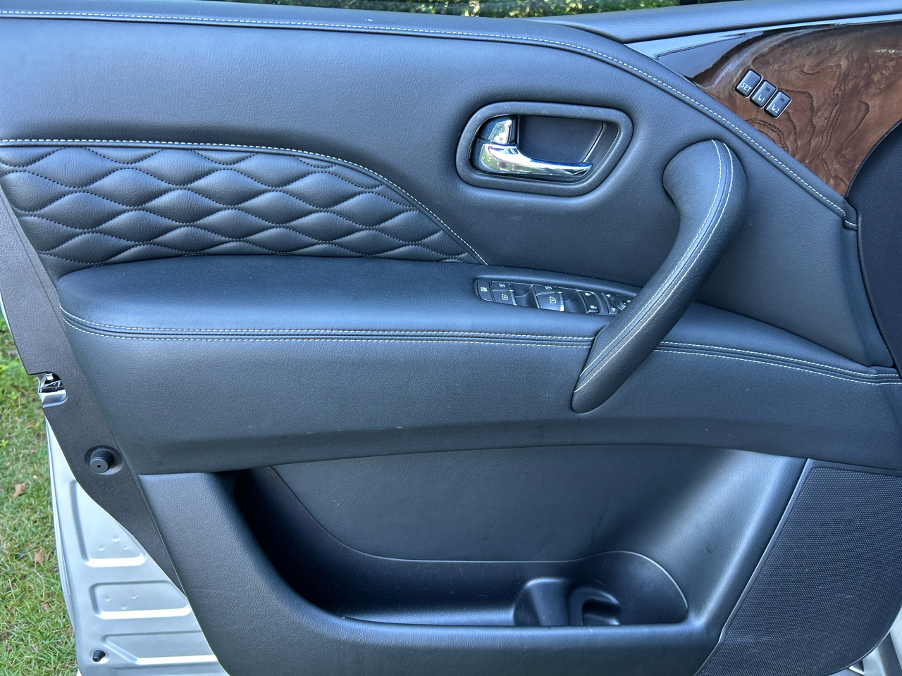 Infiniti QX80 LUXE 2019 Infiniti QX80 LUXE 2019