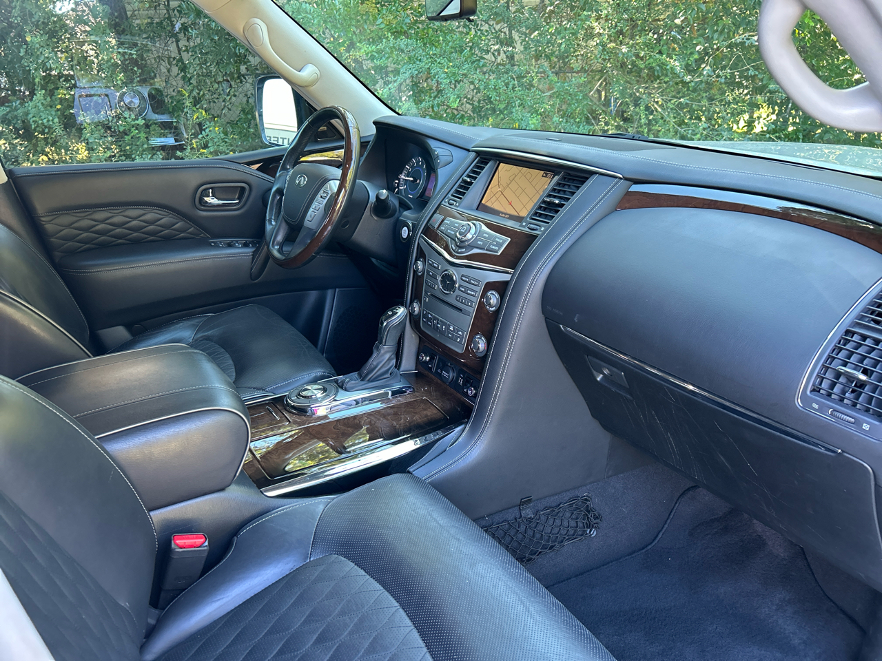 Infiniti QX80 LUXE 2019 Infiniti QX80 LUXE 2019