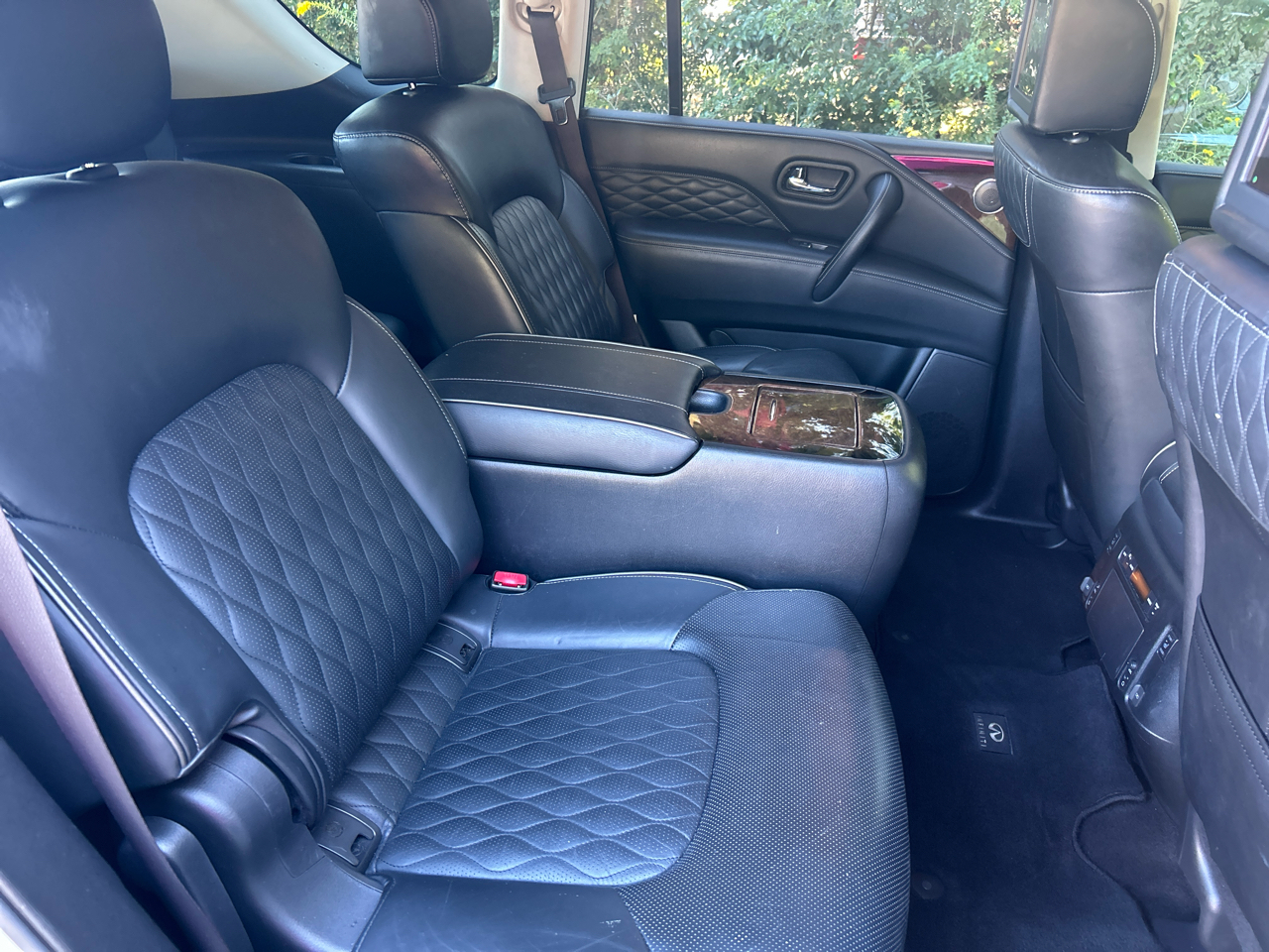 Infiniti QX80 LUXE 2019 Infiniti QX80 LUXE 2019