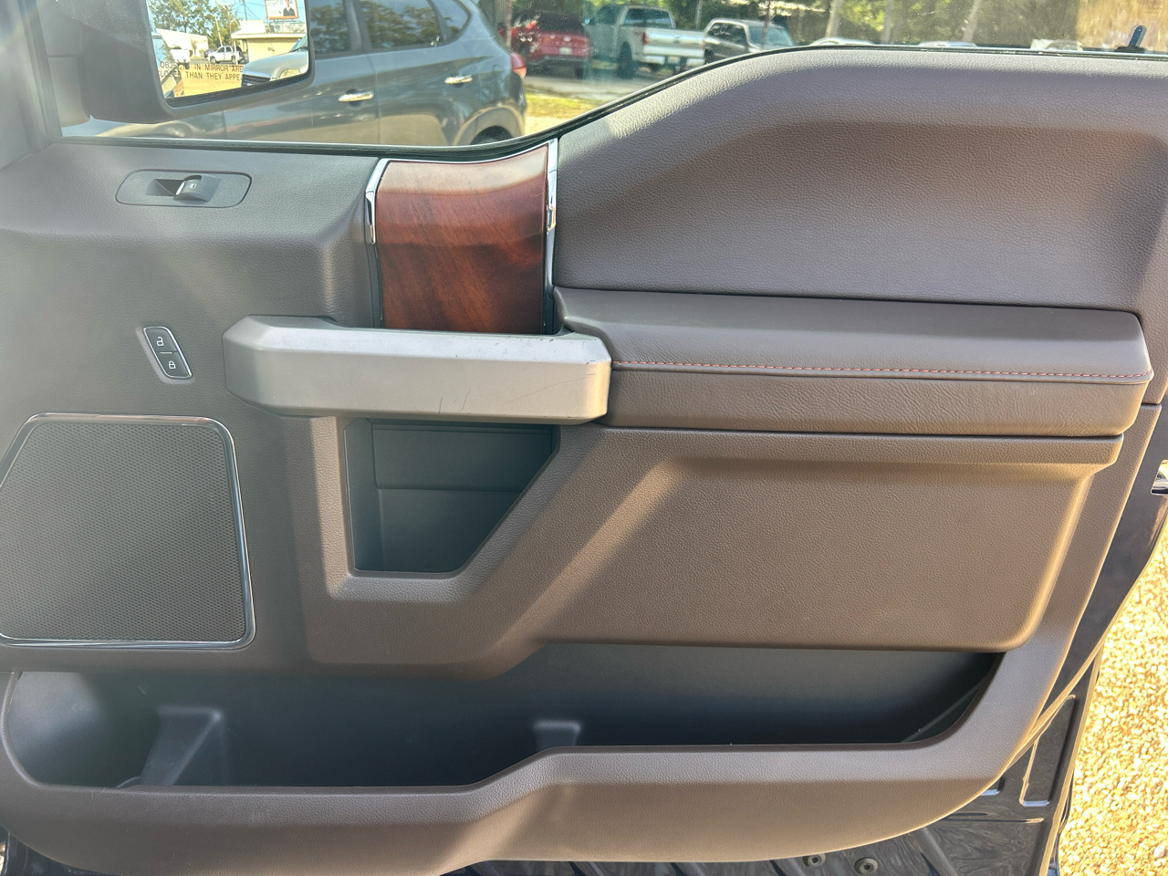 Ford F-150 King Ranch 4WD SuperCrew 5.5' Box 2020 Ford F-150 King Ranch 4WD SuperCrew 5.5' Box 2020