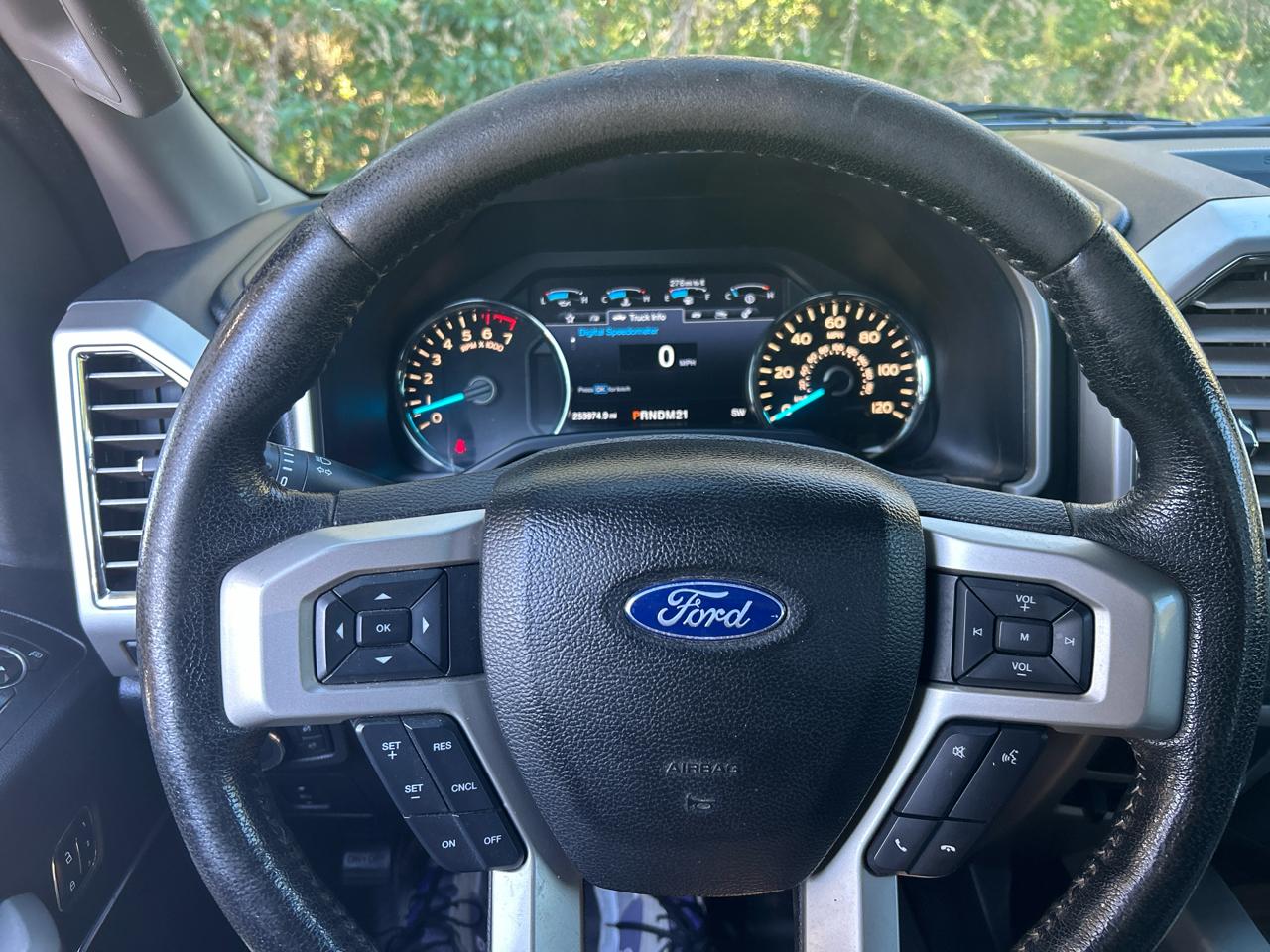 Ford F-150 Lariat 4WD SuperCrew 5.5' Box 2016