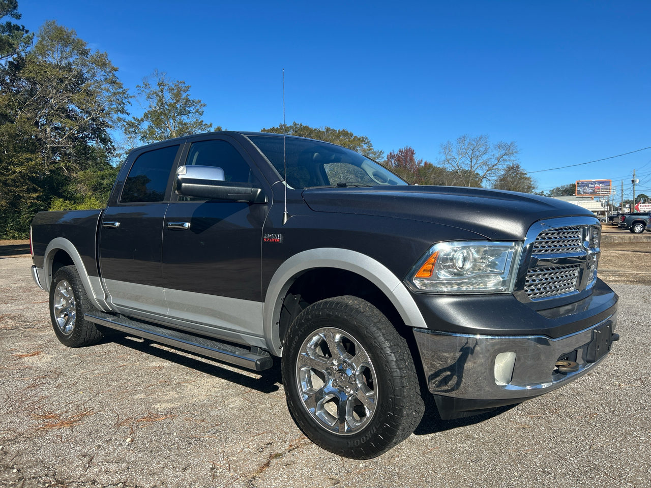 2015 RAM 1500 LARAMIE
