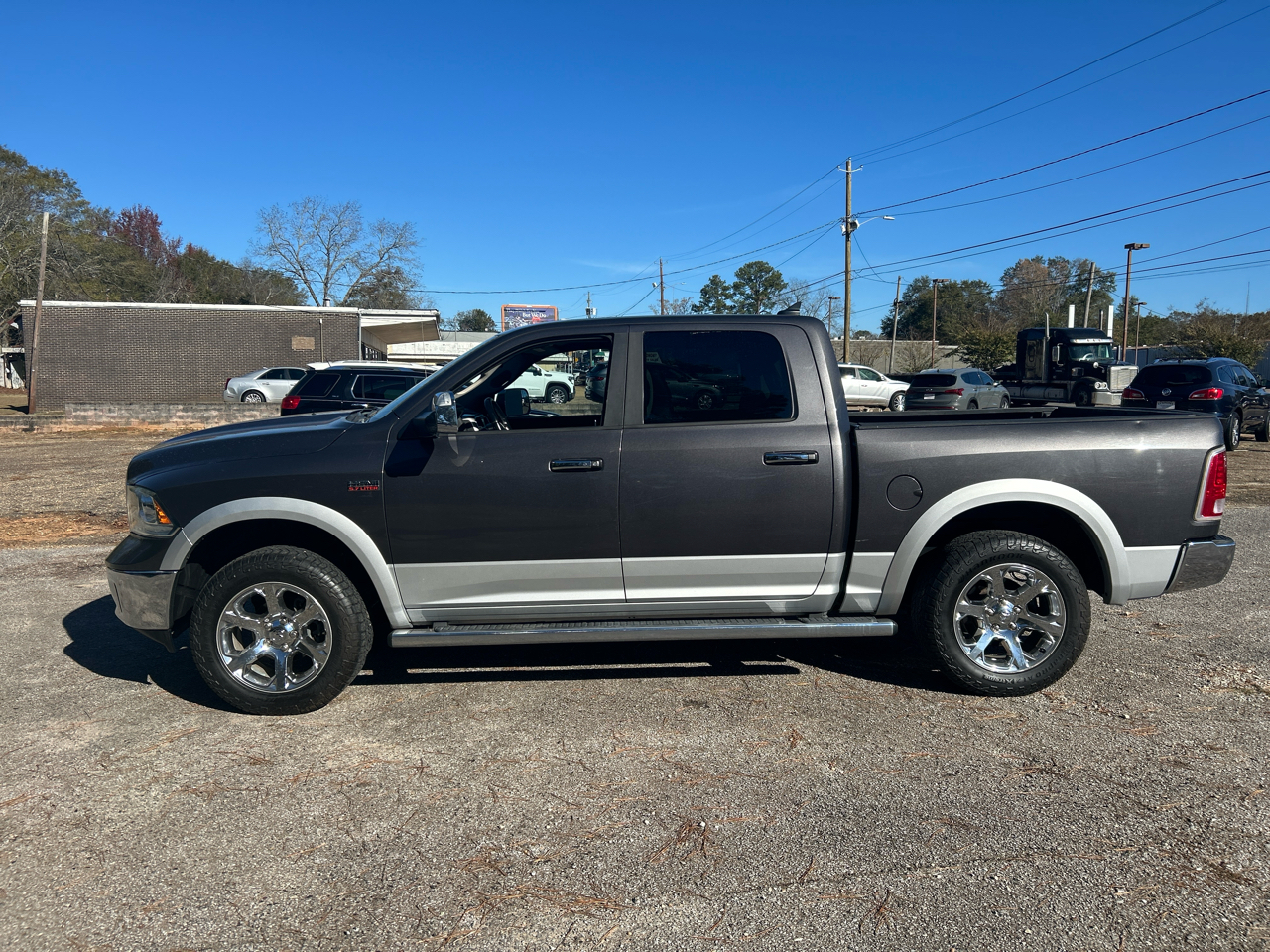 RAM 1500 Laramie 2015