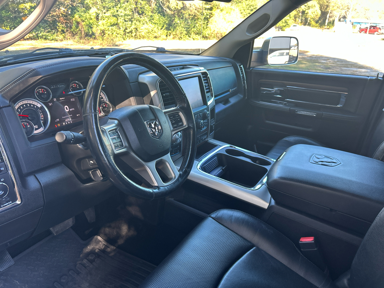 RAM 1500 Laramie 2015