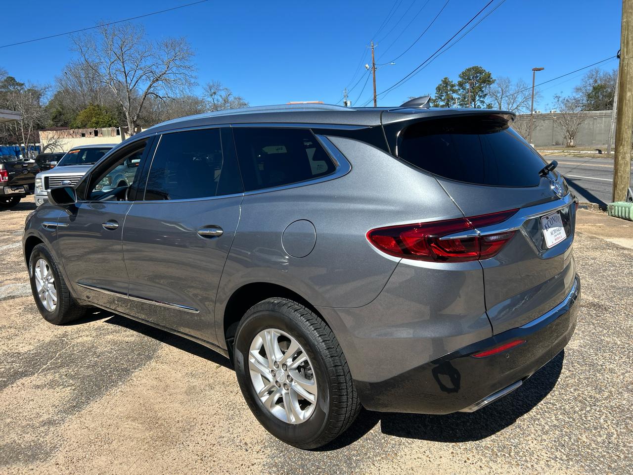 Buick Enclave Essence 2019