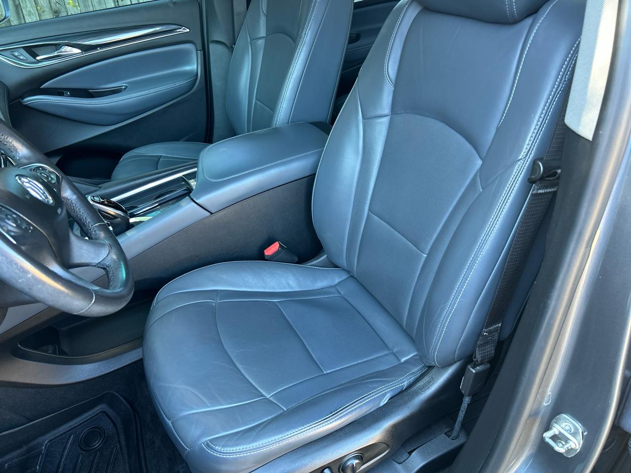 Buick Enclave Essence 2019