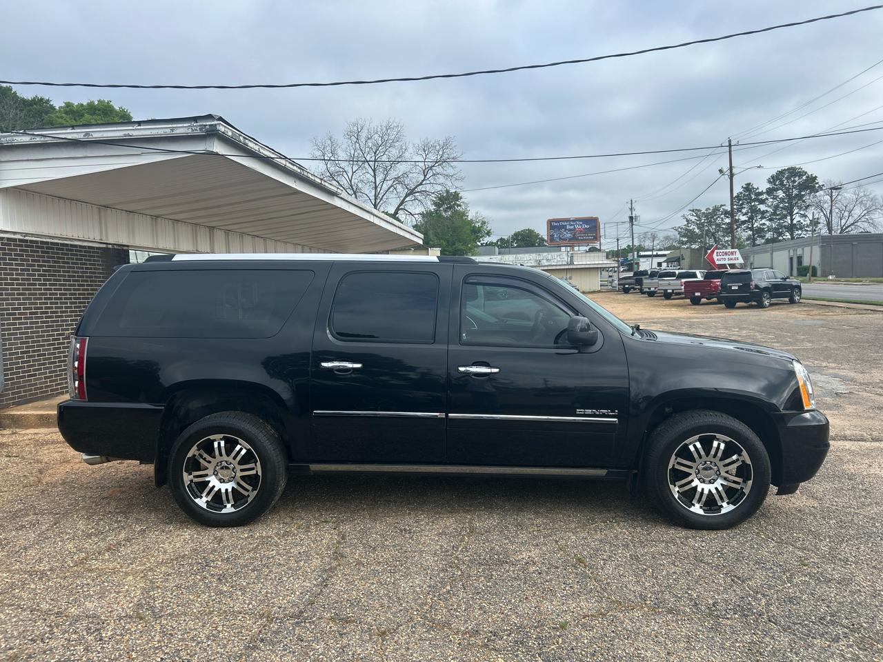 GMC Yukon Denali Denali 2011