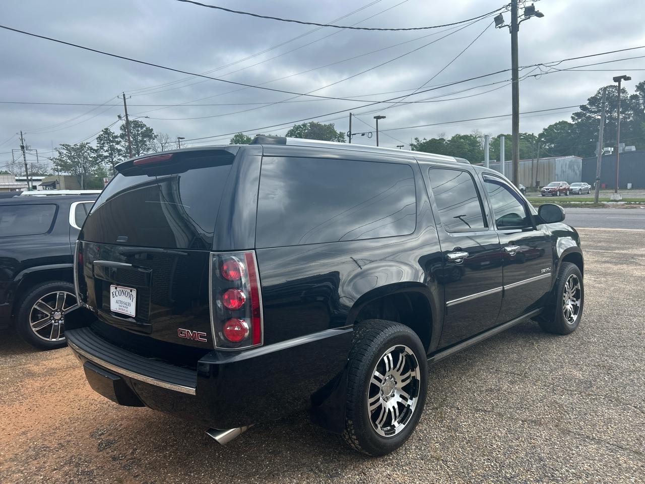 GMC Yukon Denali Denali 2011